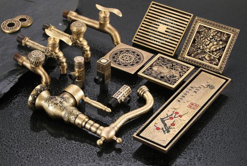 Elegant Brass Fixtures for the Bathroom